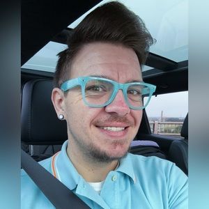 Meet your Posher, Jared